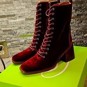 Sam Edelman Westin velvet bootie, nwb